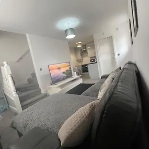  Apartment Town Centre Penthouse